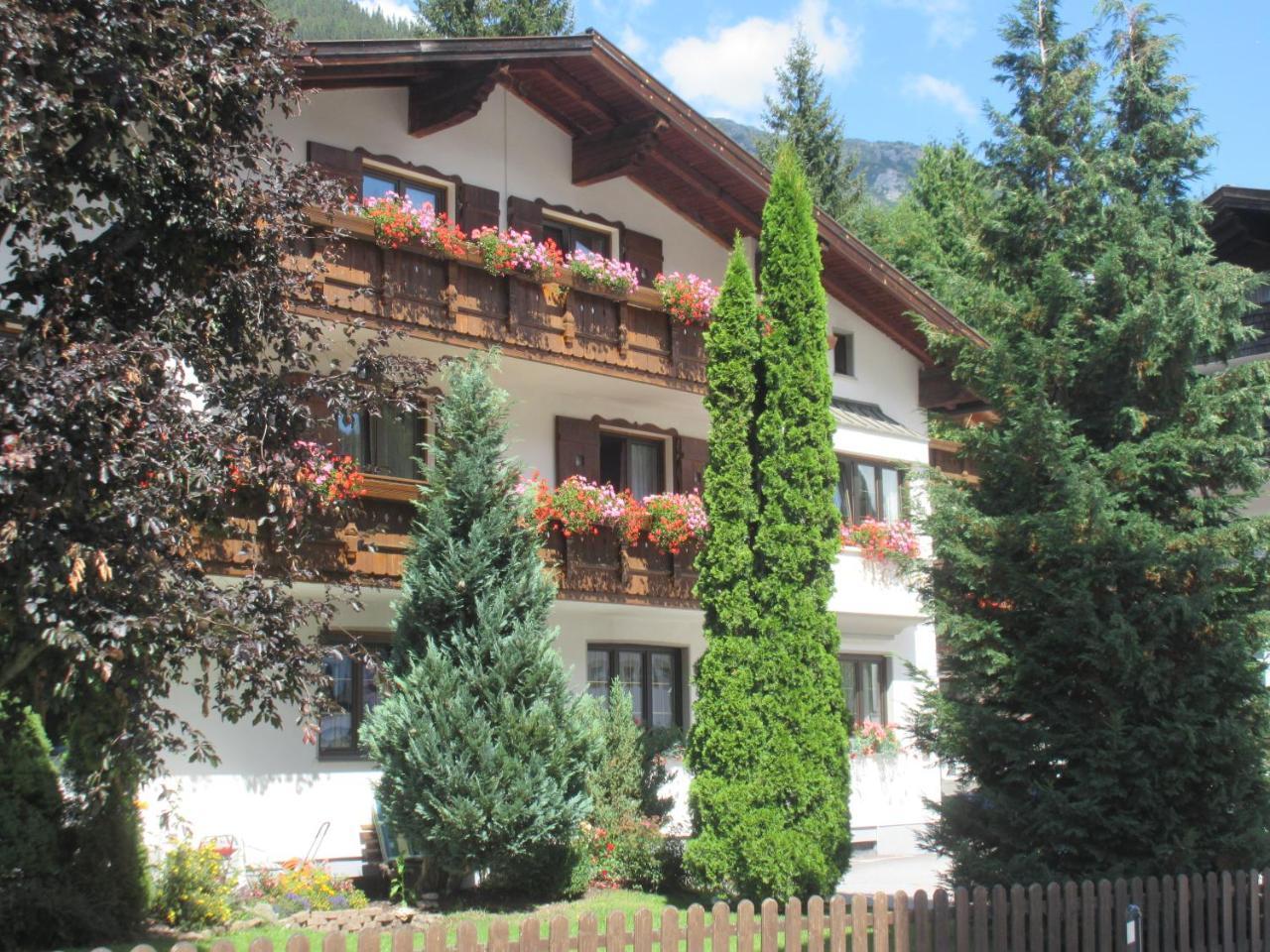 Haus Fallesin Sankt Anton am Arlberg Extérieur photo